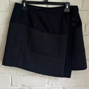 Cabi size small black quilted casual contemporary skirt